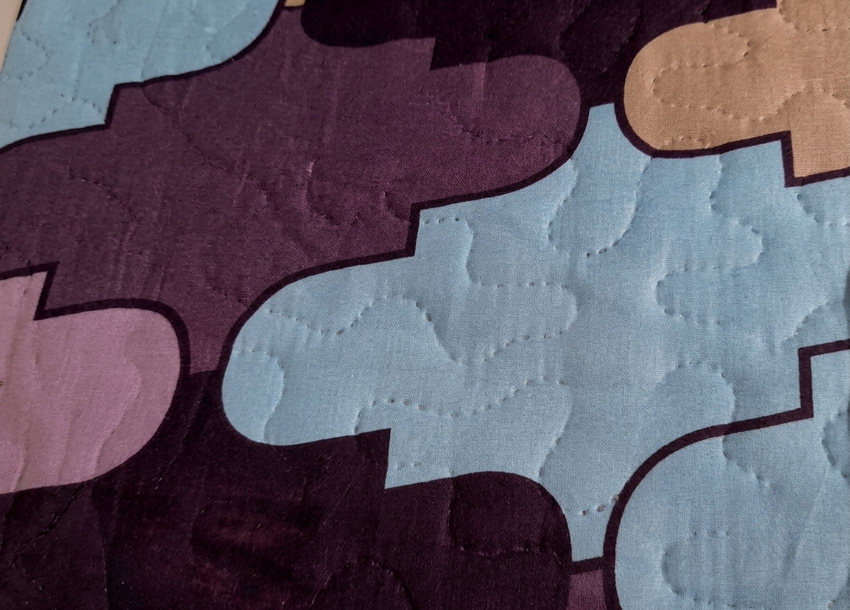 PURPLE PATTERN PRINTED BEDSHEET