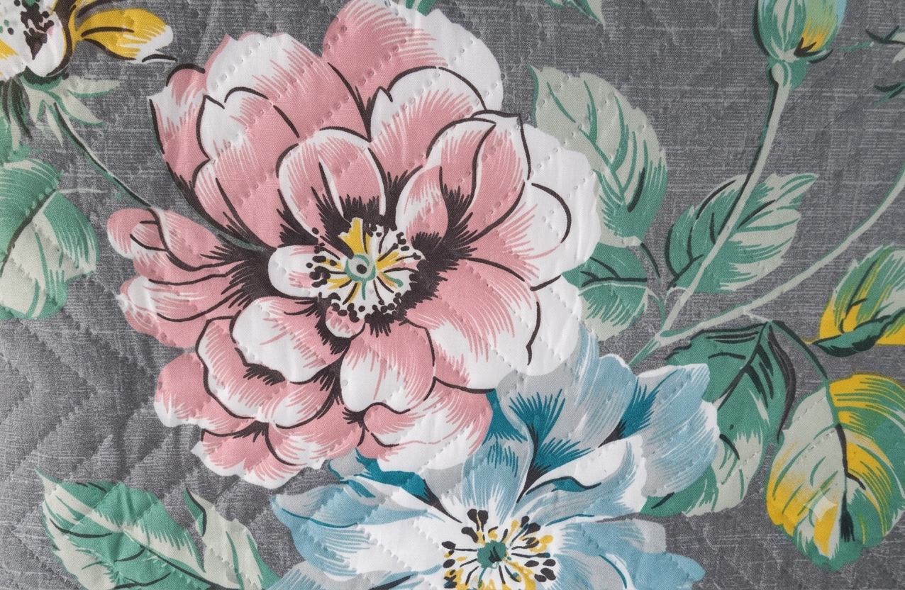 GREY FLORAL PRINTED BEDSHEET